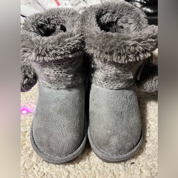 Like NEW Josmo toddler - Picture 2 of 8